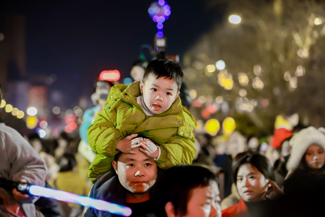 余慶迎新年大型煙花晚會(huì)“超燃”_20241229_2321496208206681440.jpeg