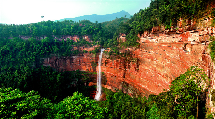 世界自然遺產(chǎn)——國(guó)家AAAAA級(jí)旅游景區(qū)（遵義市赤水丹霞旅游區(qū)·佛光巖）.jpg